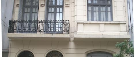 Fachada de la propiedad