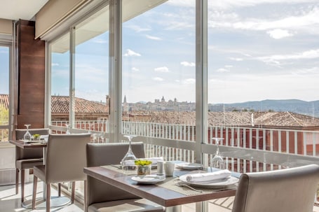 Breakfast served . Eurostars Toledo