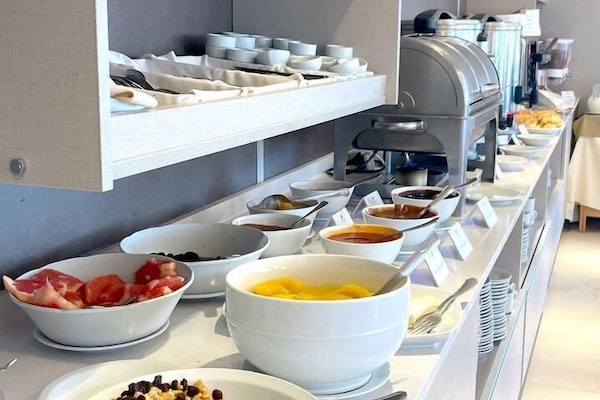 Desayuno continental incluido todos los días