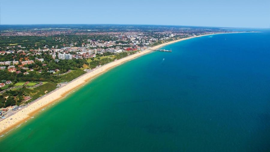 Bournemouth East Cliff by Belvilla
