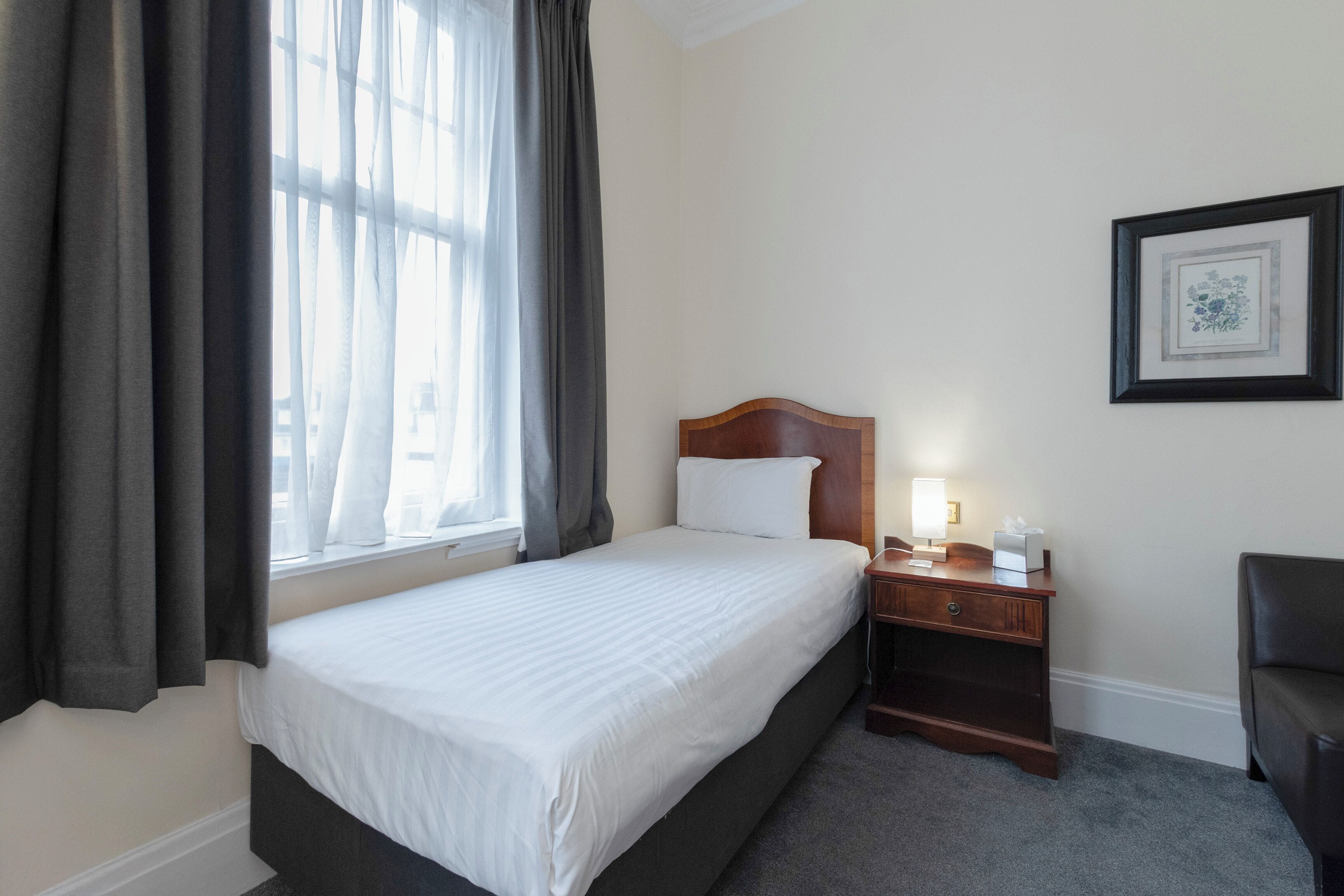 Classic Single Room | Premium bedding, desk, iron/ironing board, free rollaway beds