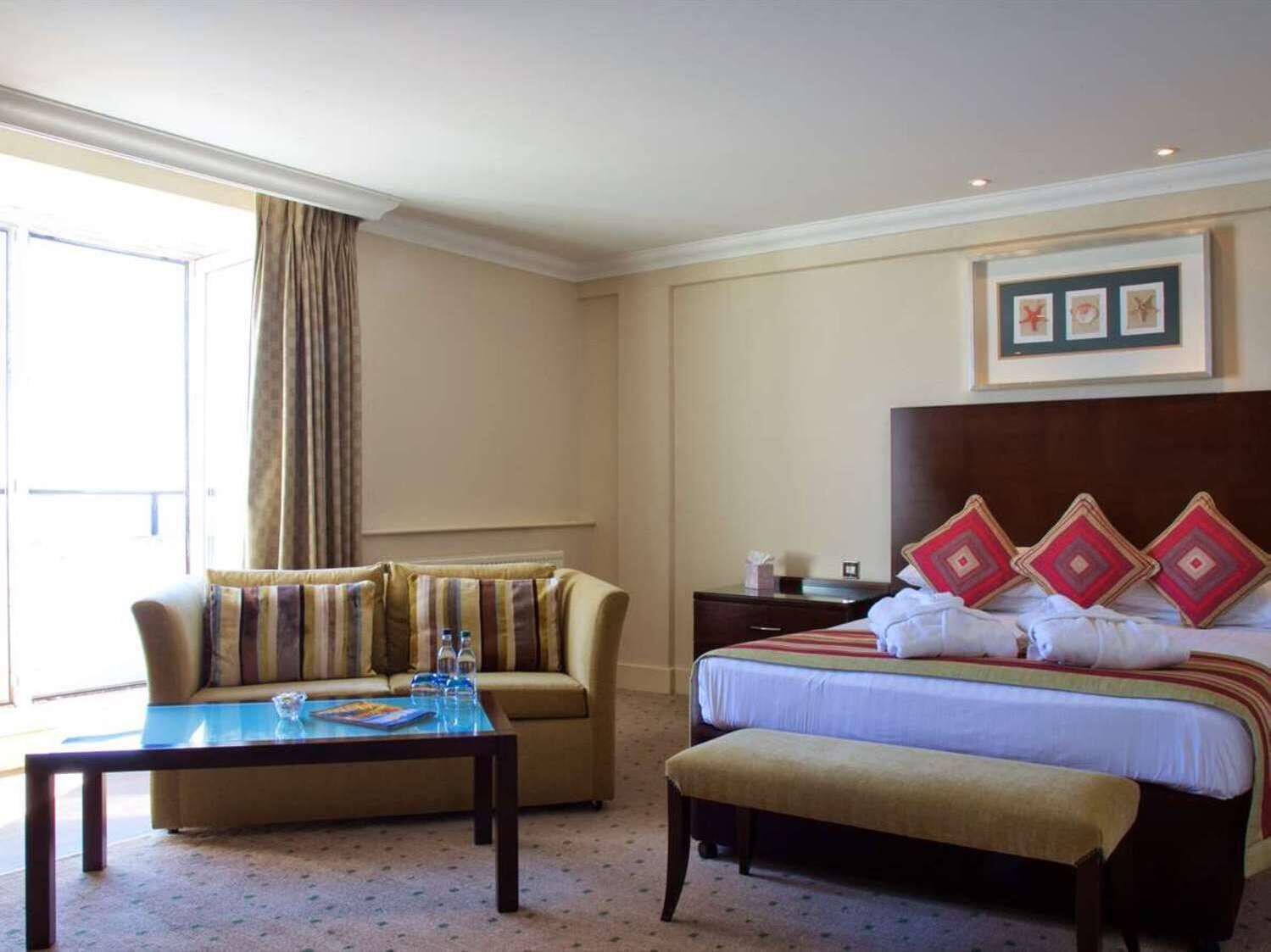 Rom – superior, 1 dobbeltseng (with view) | Sengetøy av topp kvalitet, skrivebord og strykejern/-brett