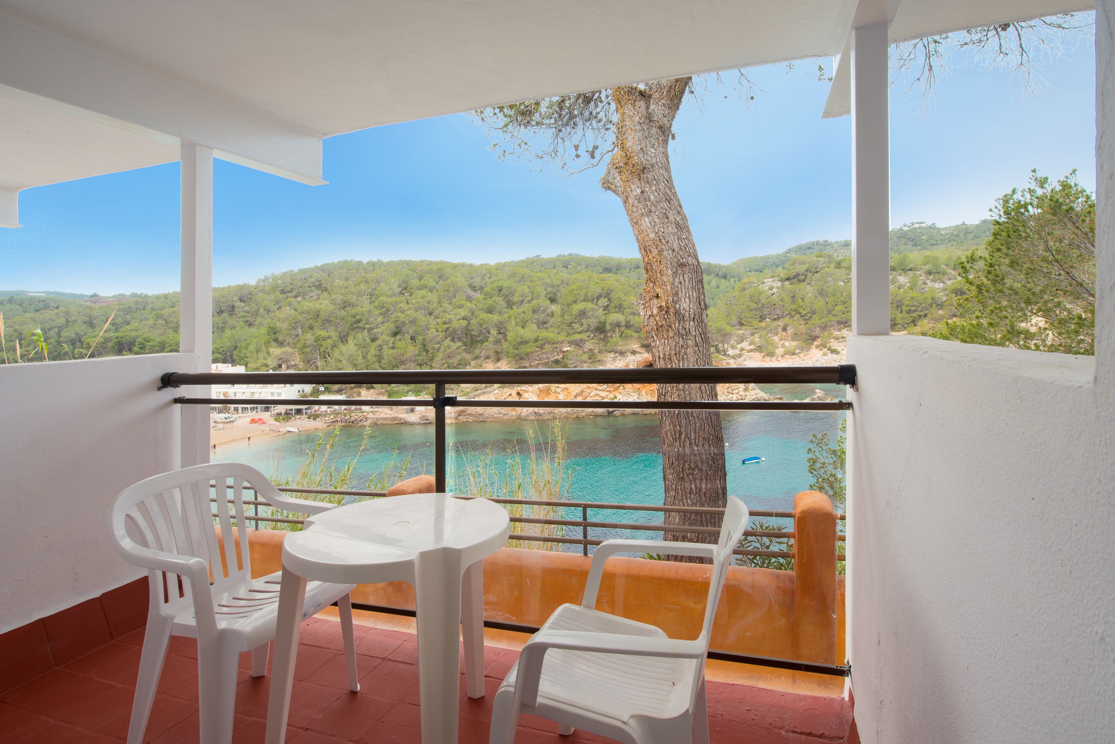 in-room safe, individually decorated, desk, free wifi