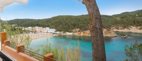 Uitzicht op strand/zee