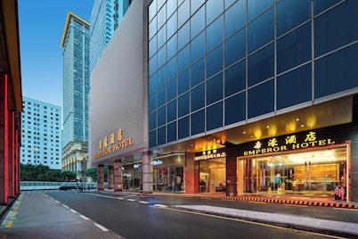 HOTEL EMPEROR - MACAU