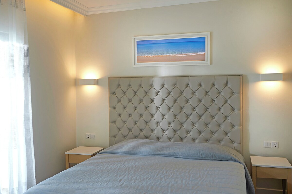 Minibar, in-room safe, desk, soundproofing