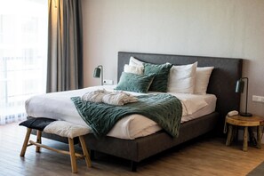 Suite (North) | Safe på rommet, skrivebord, wi-fi (inkludert) og sengetøy