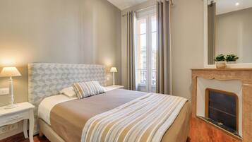 Economy-Doppelzimmer | Zimmersafe, Schreibtisch, VerdunkelungsvorhÀnge, schallisolierte Zimmer