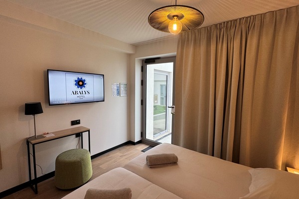 Classic Twin Room | Premium bedding, individually furnished, desk, laptop workspace