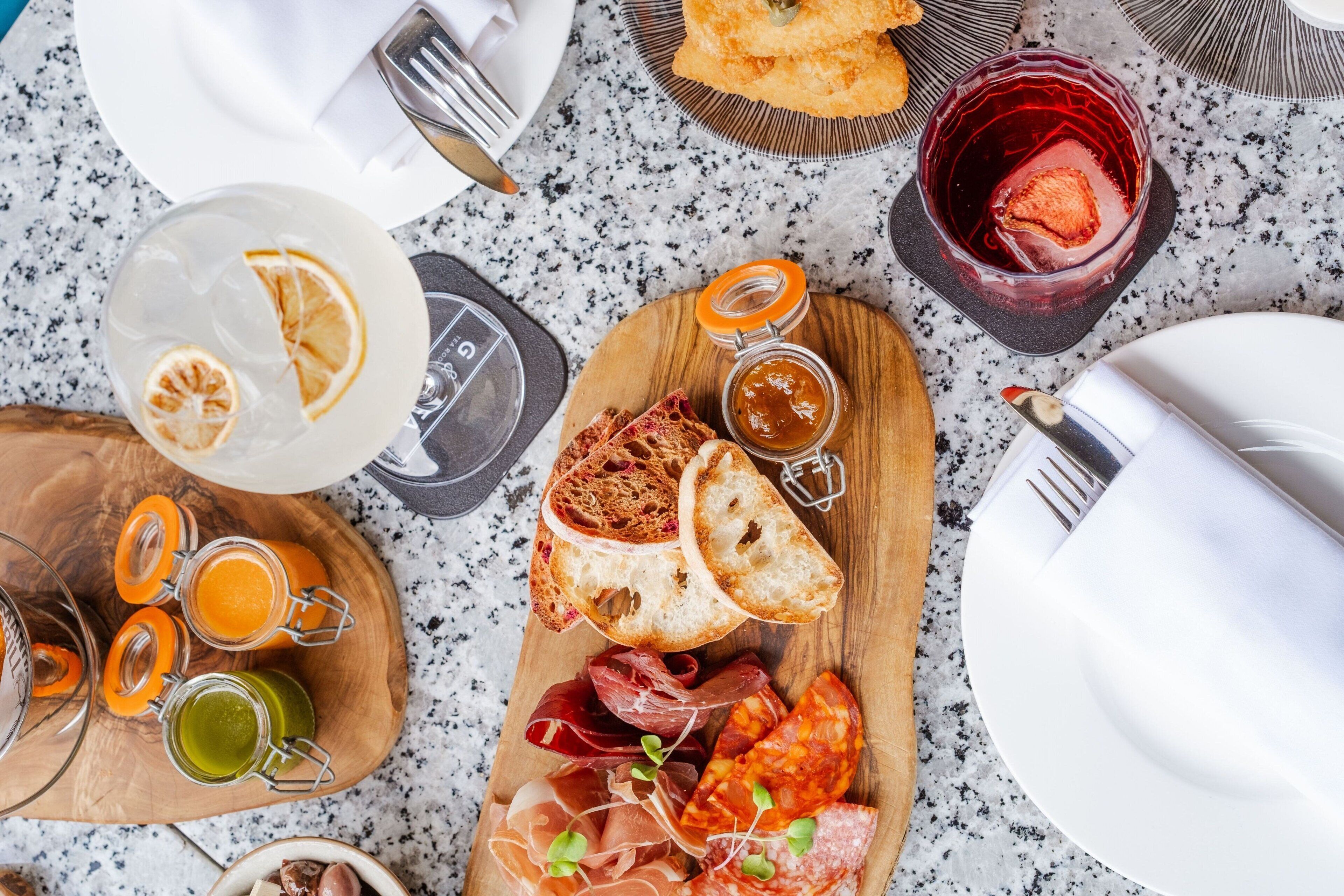 breakfast, lunch and dinner served