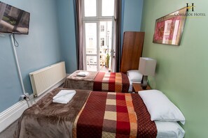 WiFi, bed sheets - Corbigoe Hotel (London)