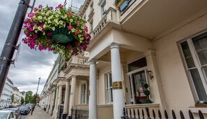 Exterior - Corbigoe Hotel (London)