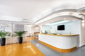 Reception - Hotel Vibra Vila (Ibiza Town)