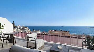 Superior Twin Room, Sea View | Terrace/patio