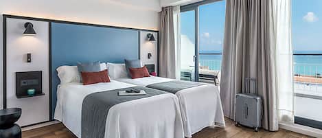 Superior Twin Room, Sea View