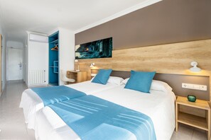 Twin Room, Sea View | In-room safe, laptop workspace, blackout drapes, free WiFi - Hotel Vibra Maritimo (Ibiza Town)