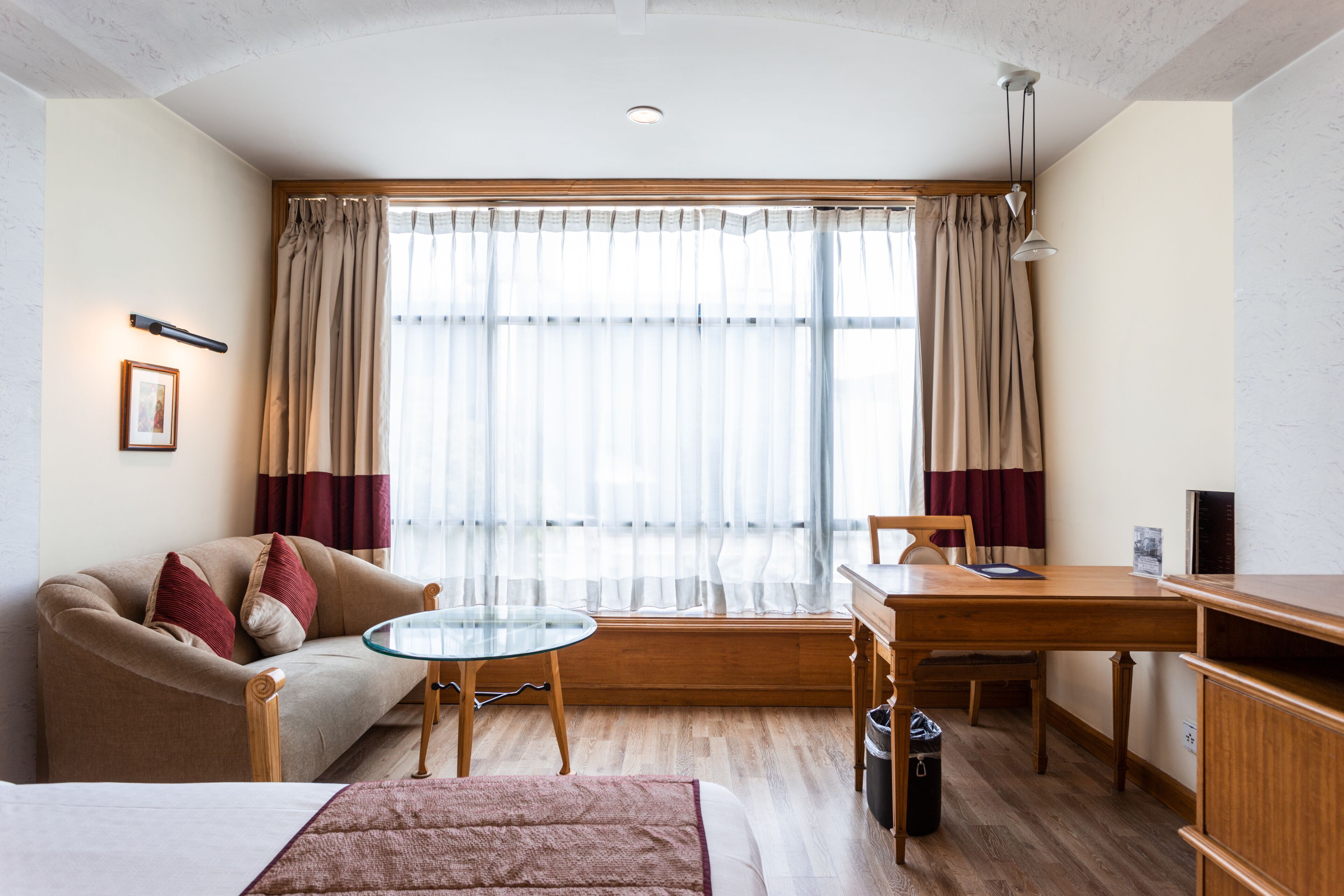 deluxe room, 2 single beds, city view | 1 bedroom, egyptian cotton sheets, premium bedding, pillow-top beds