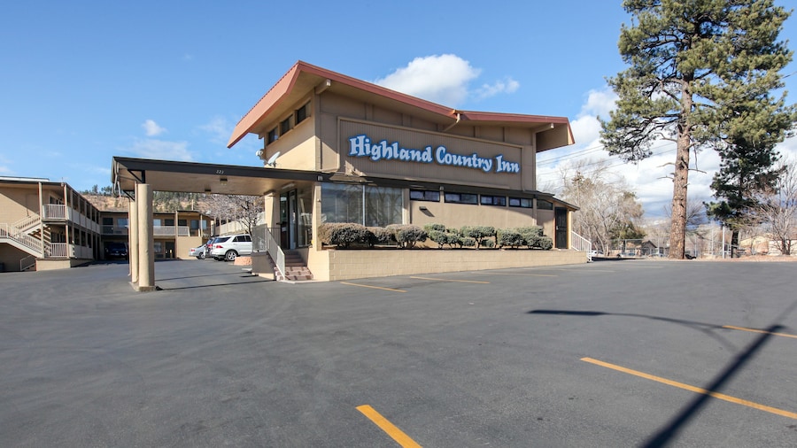 Highland Country Inn