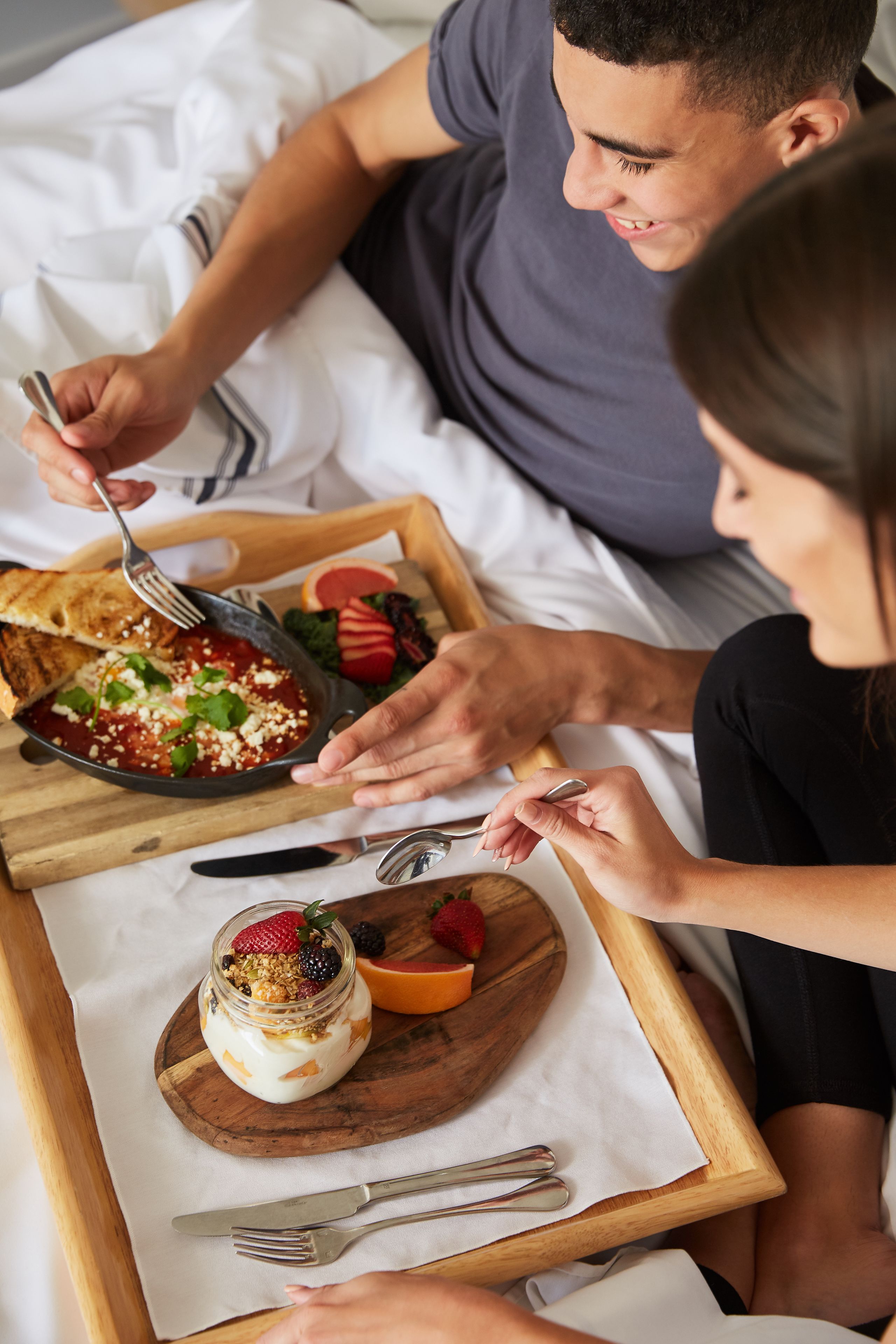 Literie de qualité supérieure, surmatelas, minibar