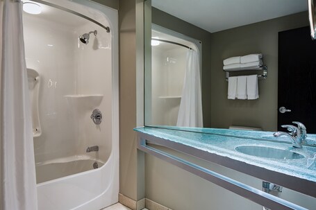 Inn At The Forks - Image 35