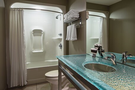Inn At The Forks - Image 34