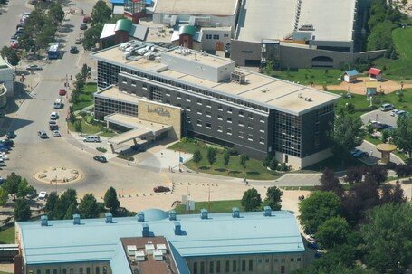 Inn At The Forks - Image 19
