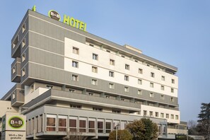 Exterior - B&B Hotel Modena (Modena)