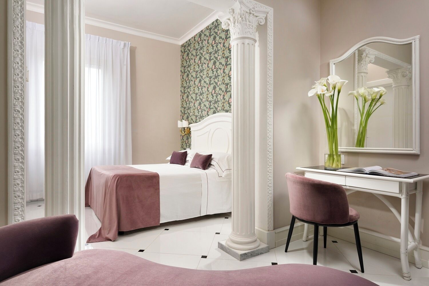 Superior dobbeltrom med delvis havutsikt | Sengetøy av topp kvalitet, minibar, safe på rommet og skrivebord