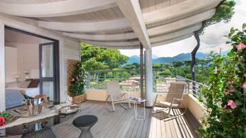 Exclusive Room | 2 bedrooms, down comforters, in-room safe, desk