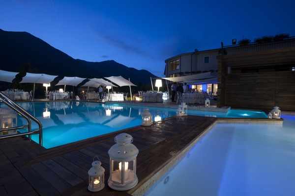 Seasonal outdoor pool, cabanas (surcharge), sun loungers