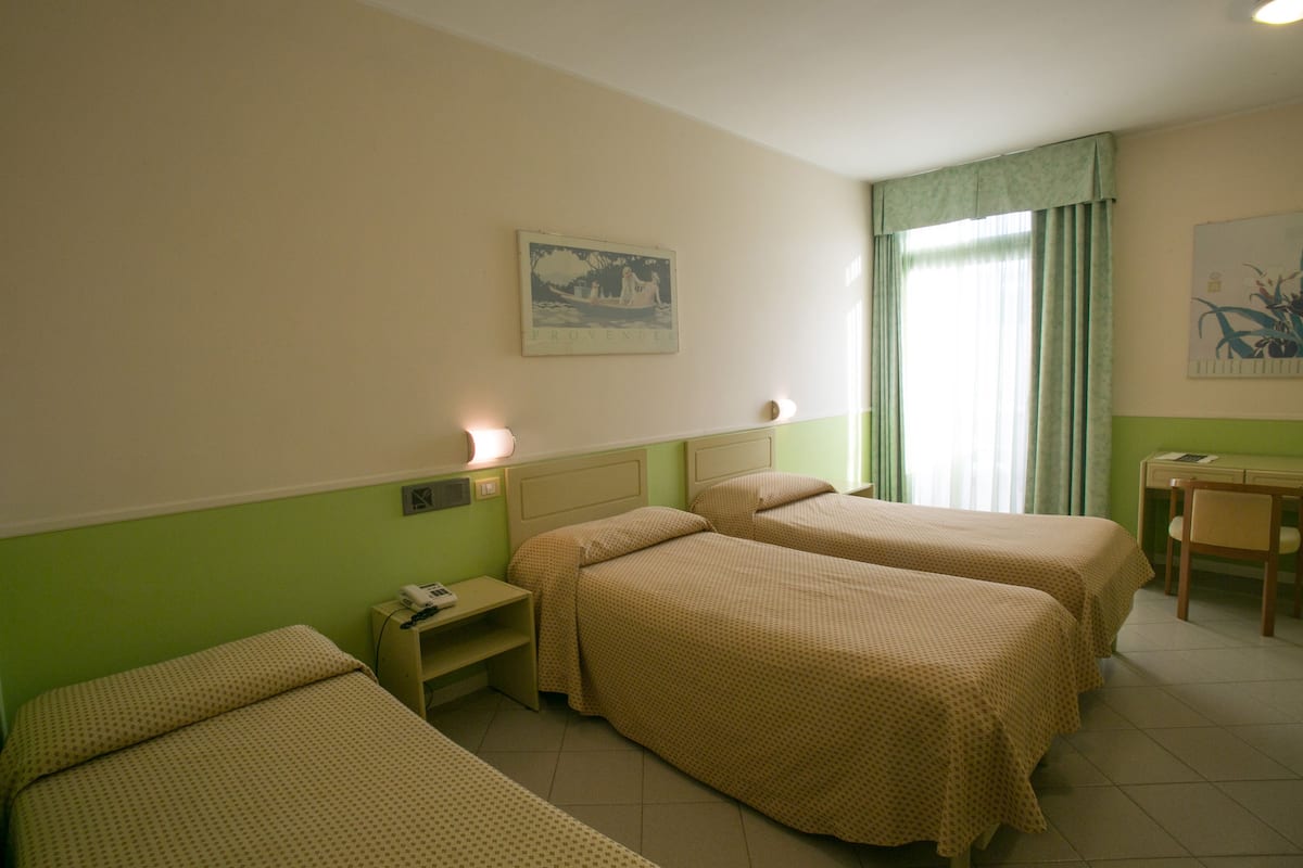 Minibar, desk, cribs (surcharge), rollaway beds (surcharge)