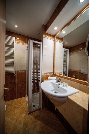 Free toiletries, hair dryer, towels