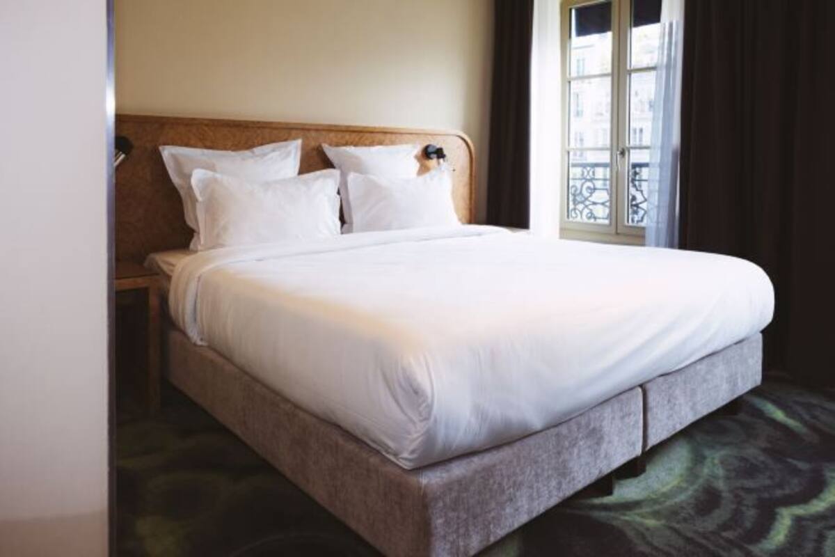 Sängtillbehör av högsta kvalitet, duntäcken och minibar