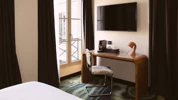 Deluxe Double or Twin Room, Courtyard View