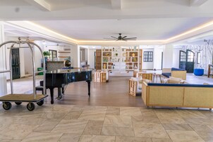 Sala de estar en el lobby