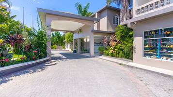 Majoituspaikan sisäänkäynti