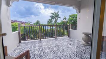 Familien-Suite, Mehrere Betten | Balkon