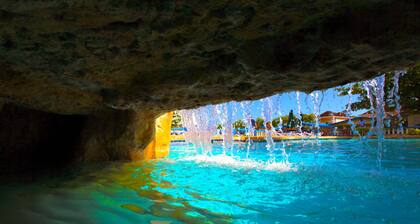 Travellers Beach Resort