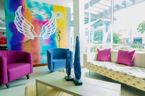 Lobby - Embassy Quito Hotel (Quito)