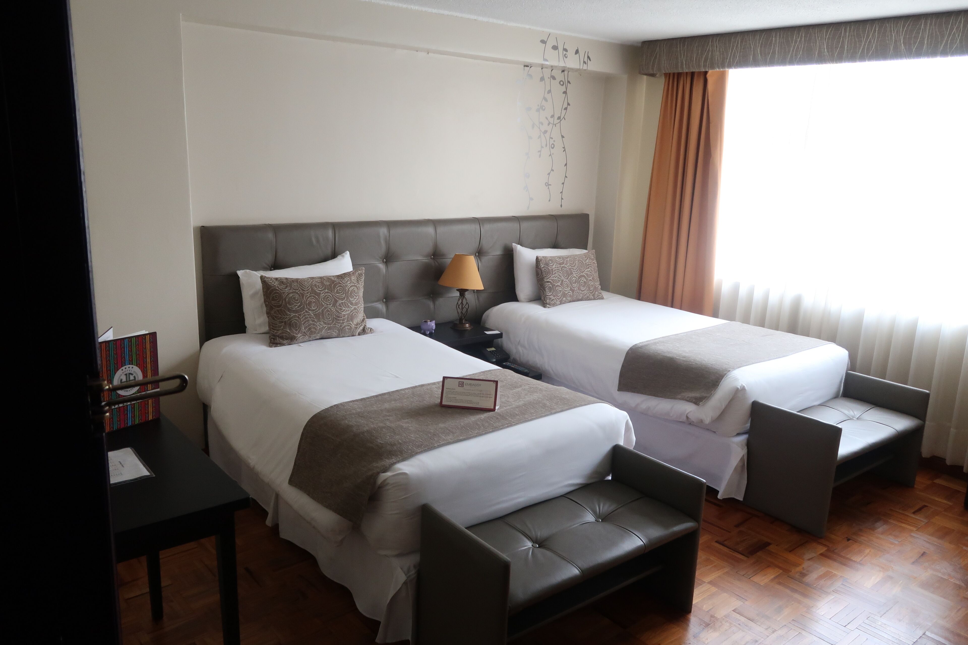 standard room, 2 single beds | in-room safe, desk, free wifi, bed sheets