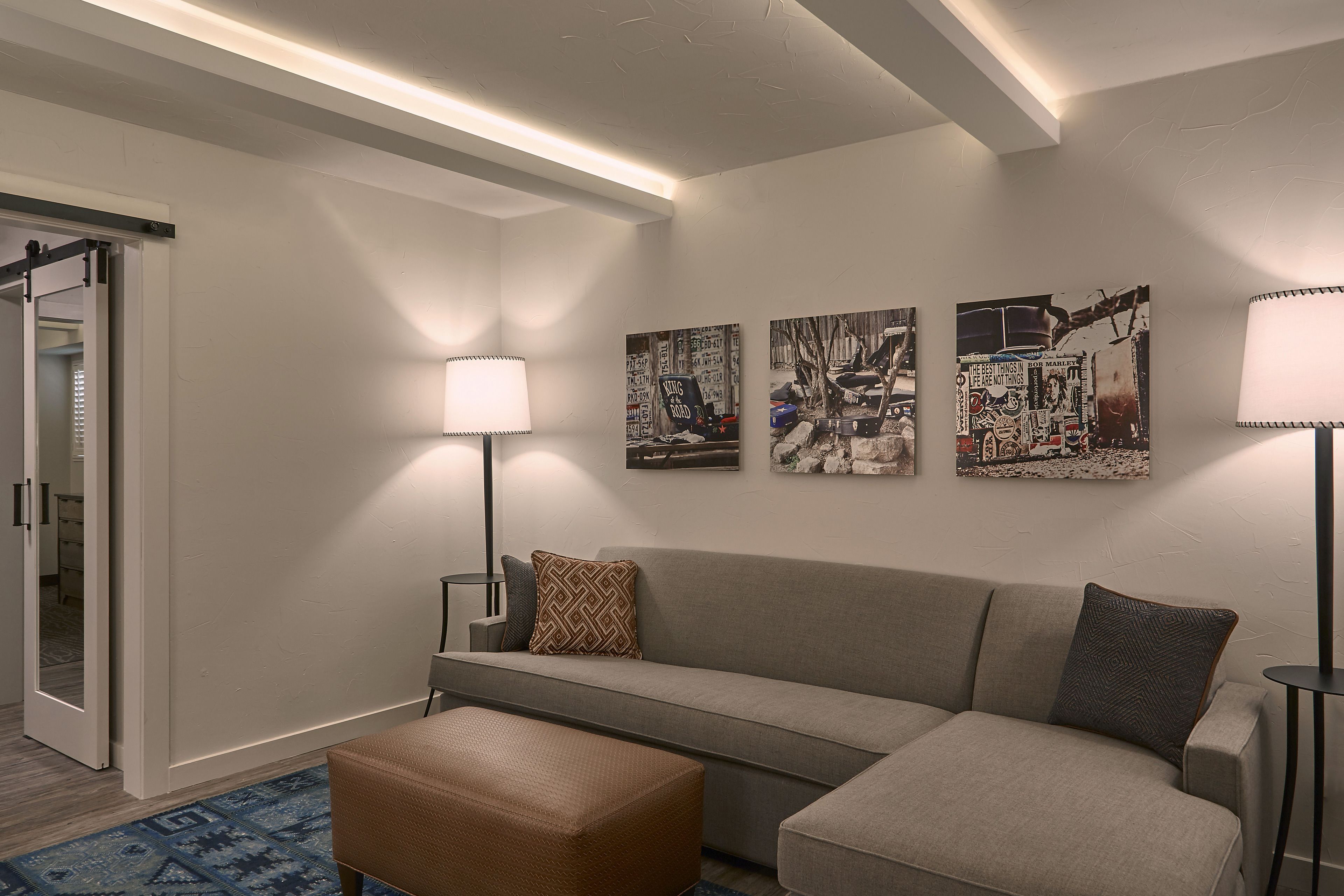 suite, 1 bedroom | living area | 50-inch flat-screen tv with satellite channels, tv