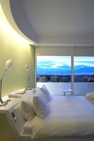 Estúdio (Penthouse) | Frigobar, cofres nos quartos, escrivaninha, cortinas blackout