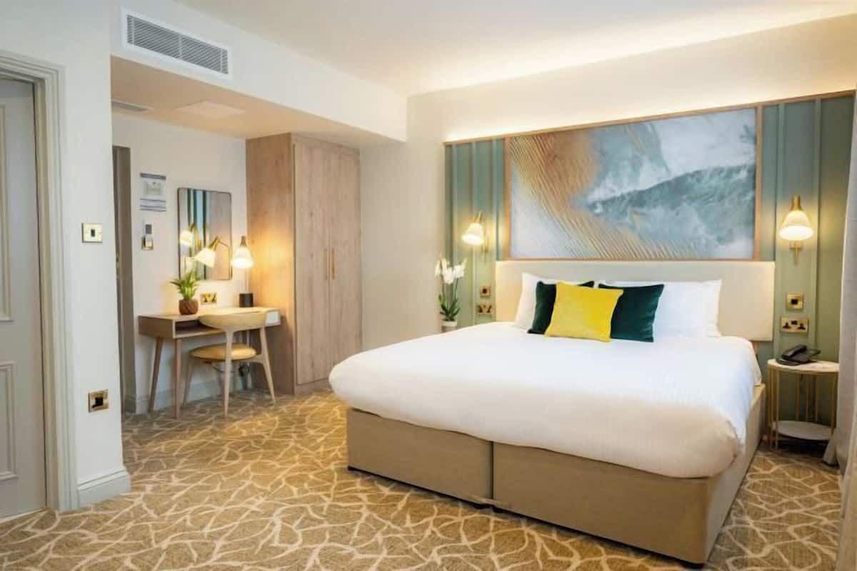 1 chambre, coffres-forts dans les chambres, bureau