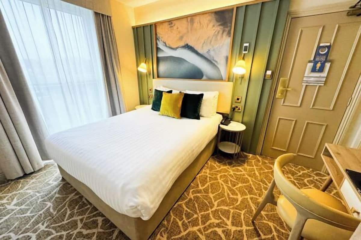 1 chambre, coffres-forts dans les chambres, bureau