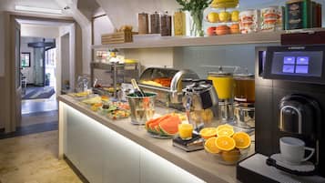 Bao gồm bữa sáng buffet hàng ngày