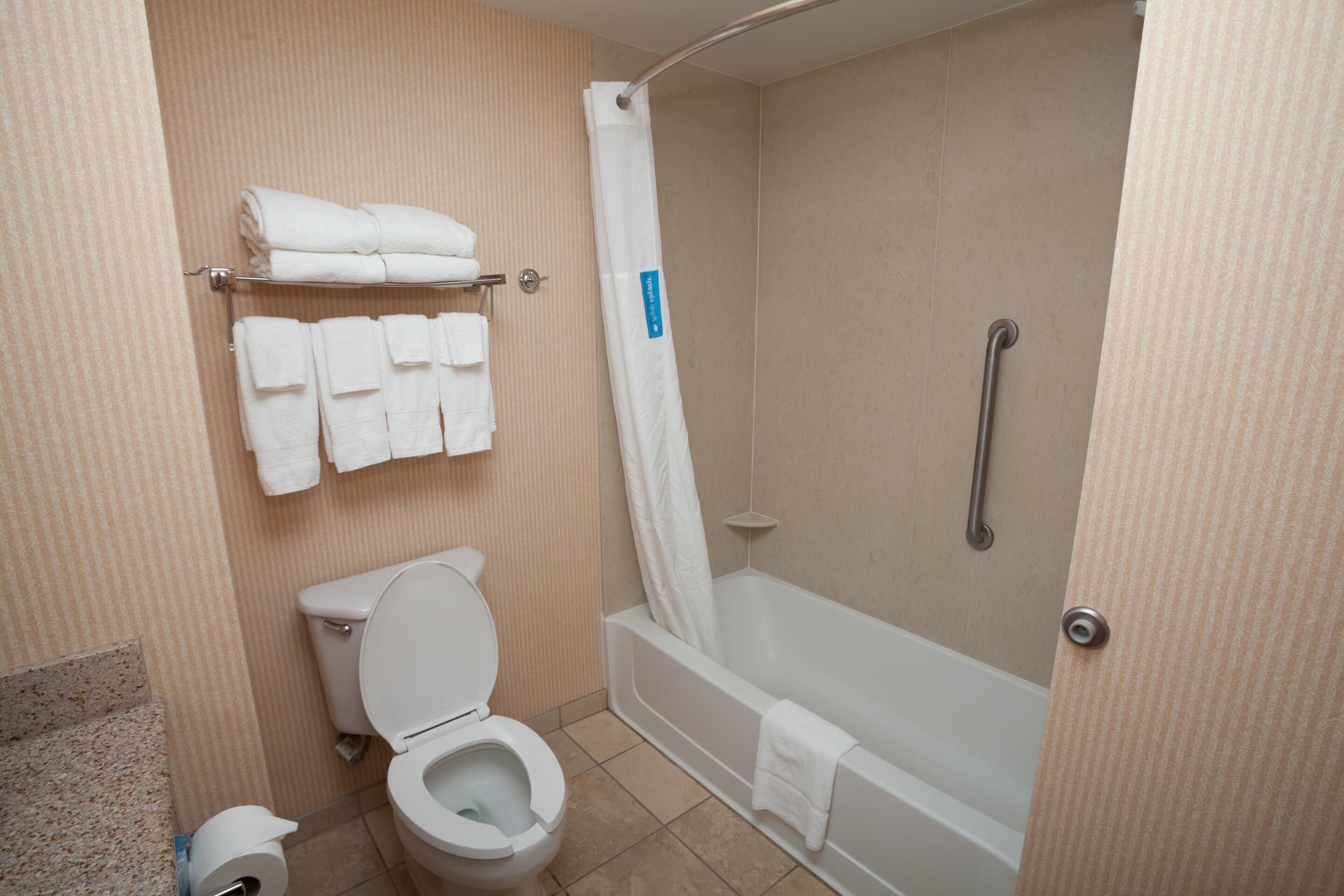 Photo - Hampton Inn Oneonta