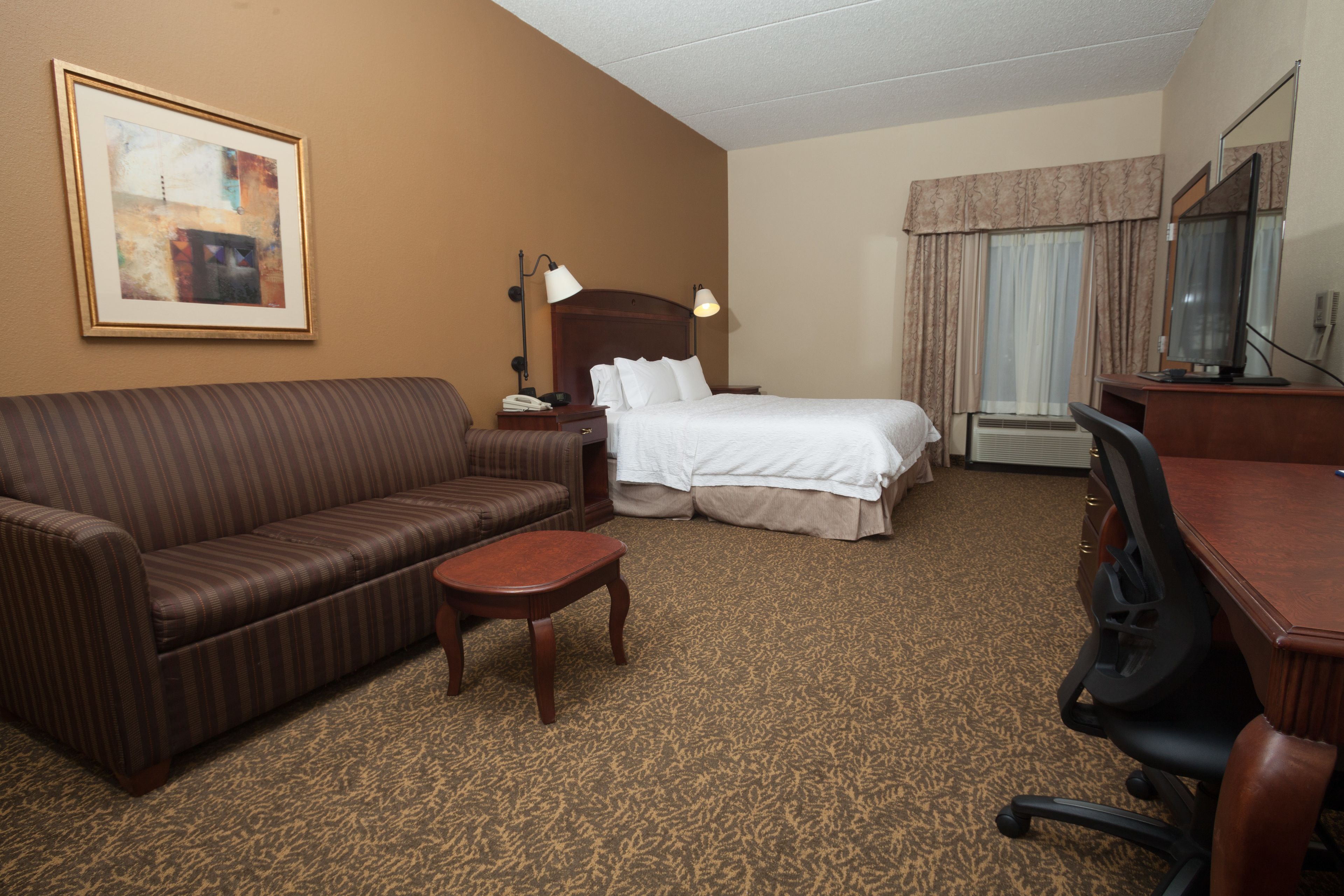 Photo - Hampton Inn Oneonta