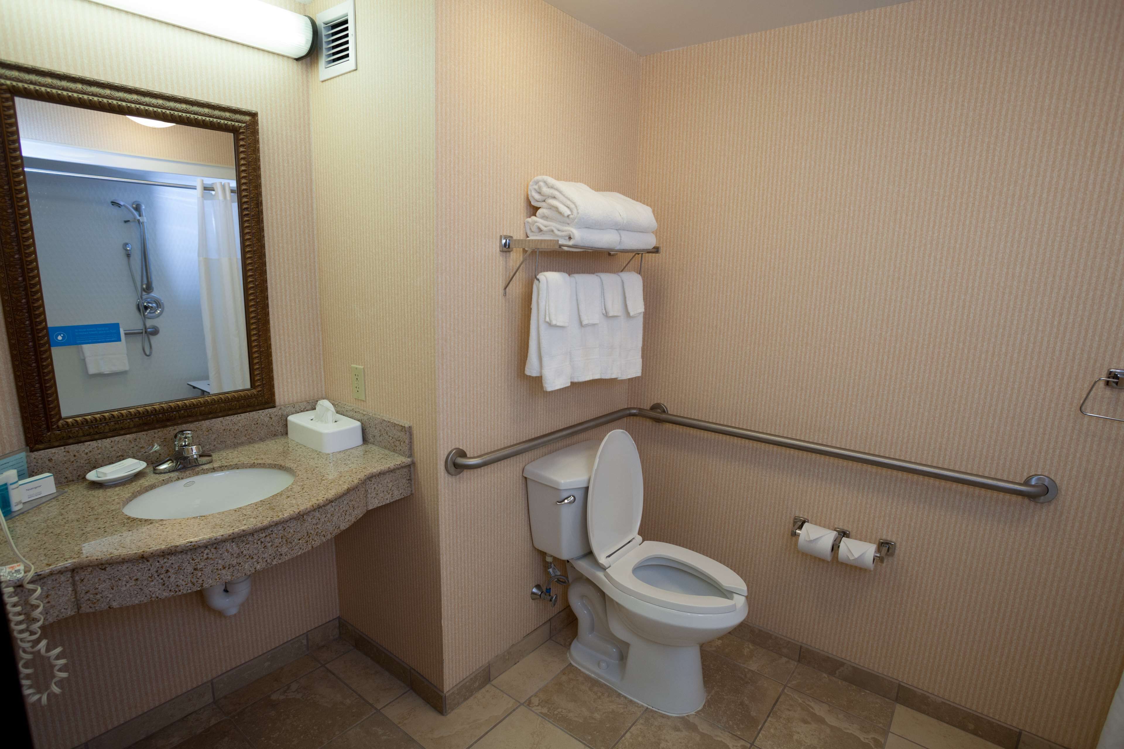Photo - Hampton Inn Oneonta