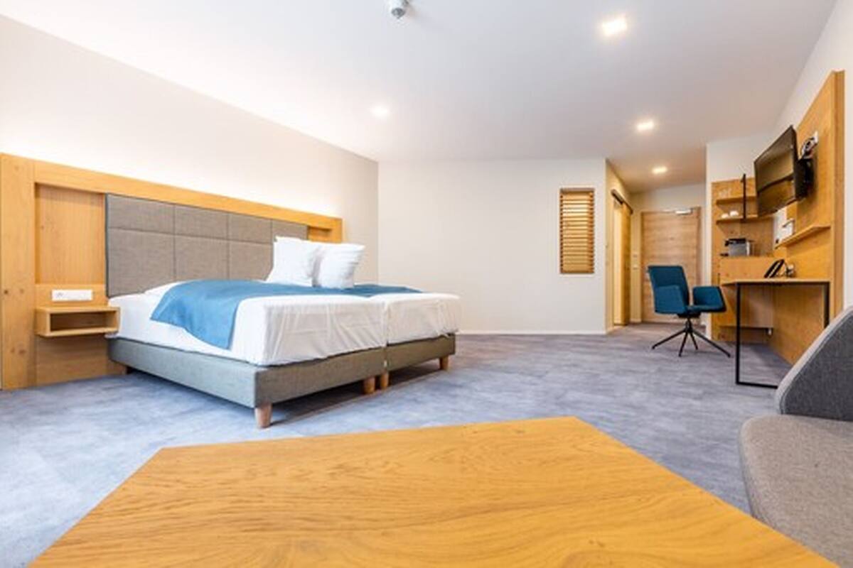 Free minibar items, in-room safe, desk, blackout drapes
