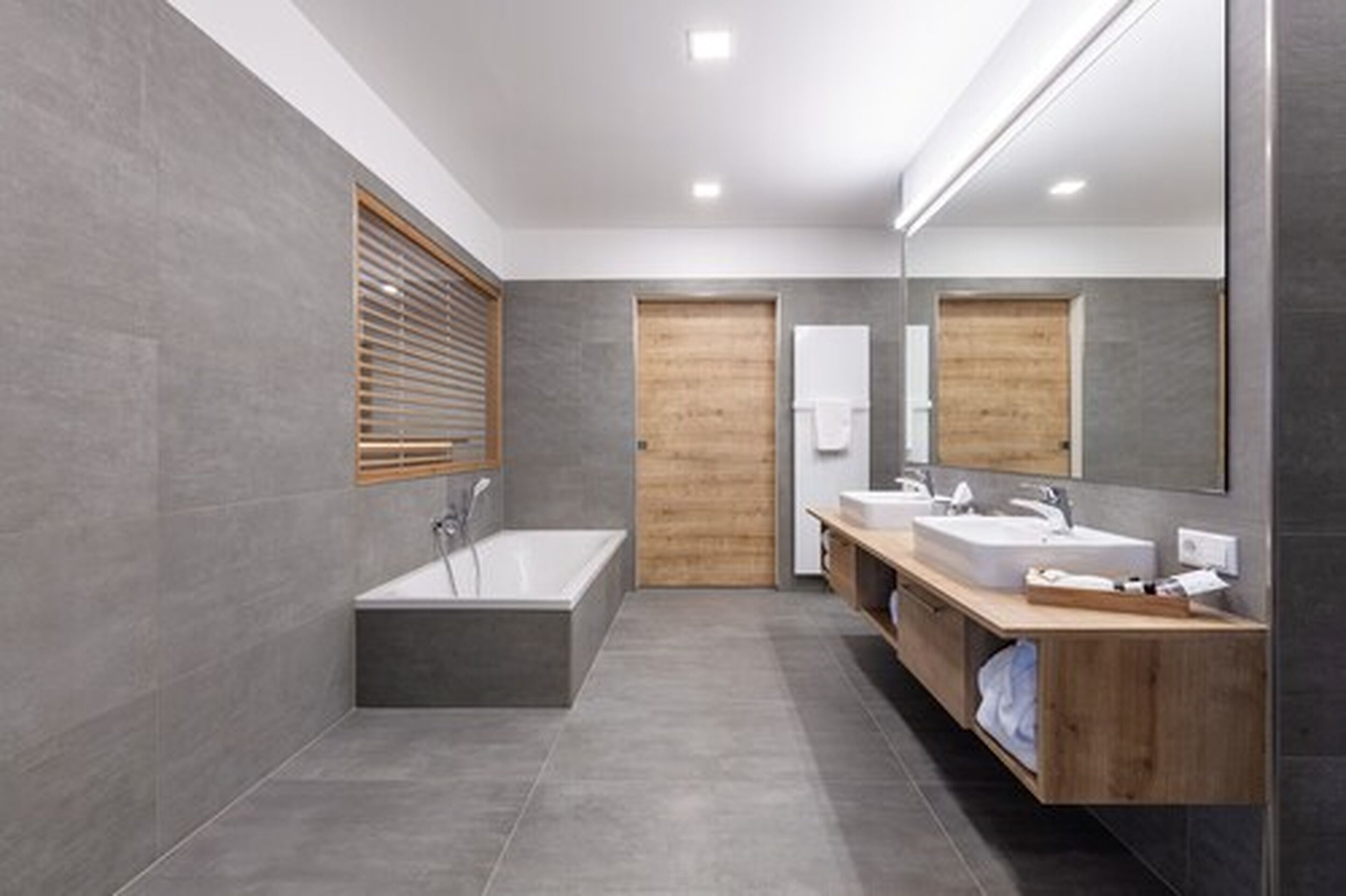 suite | bathroom | shower, hair dryer, bathrobes, slippers